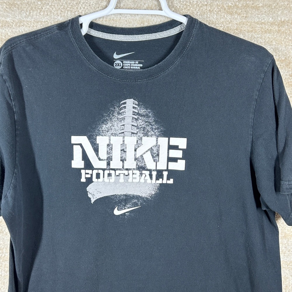 Nike Mens Sporty Nike Football Graphic T-Shirt Black 2XL Swoosh Logo Tee